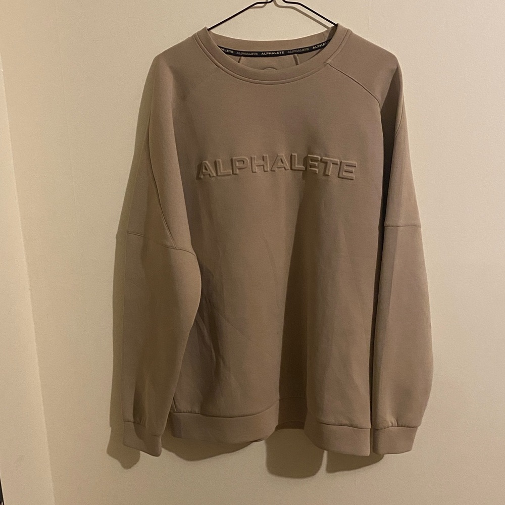 Alphalete Men's Beige Crewneck Sweater